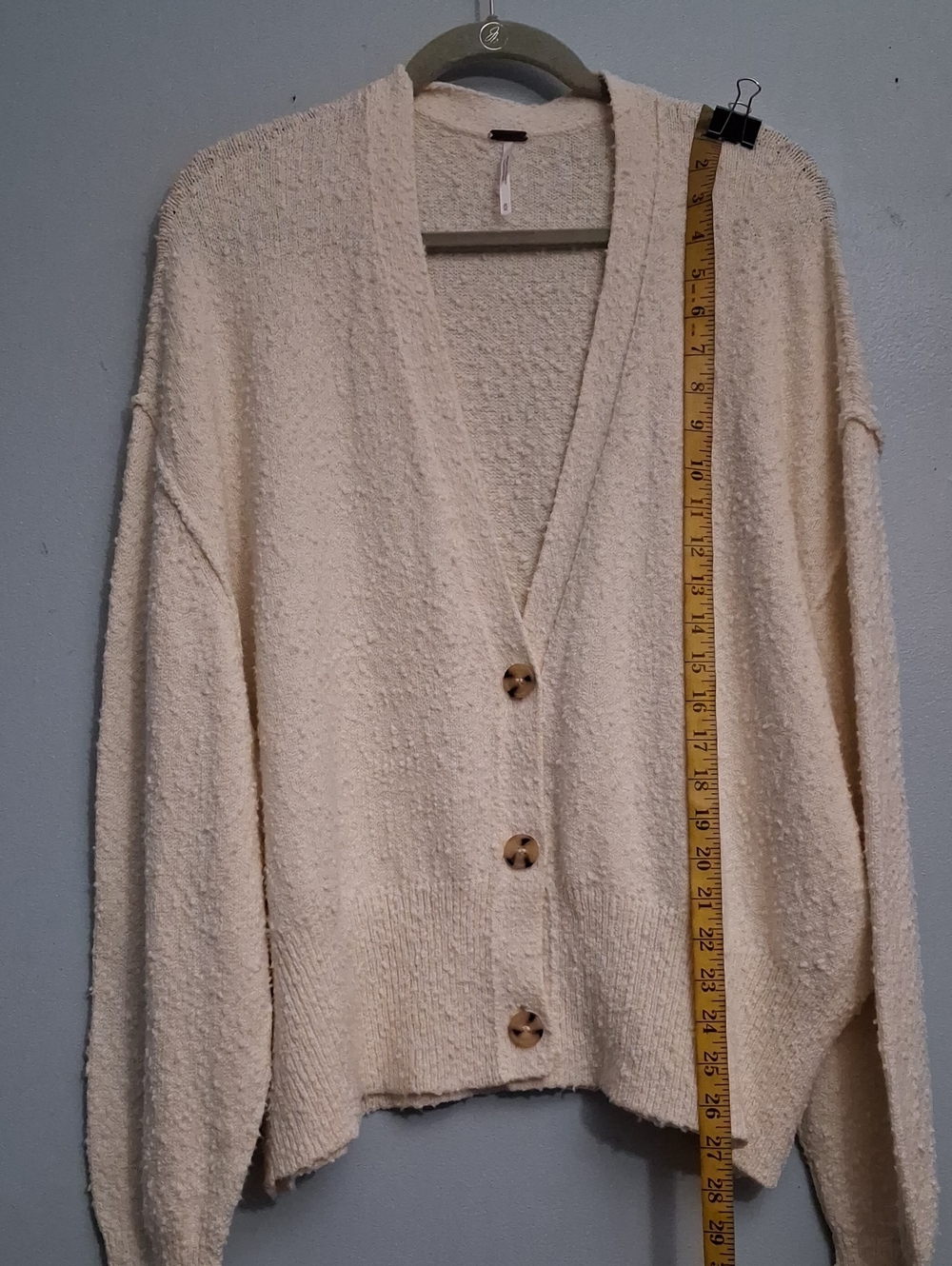 Free People Size M Women's Cream Nubby Textured Slouchy Button Crop Cardigan - Picture 17 of 17